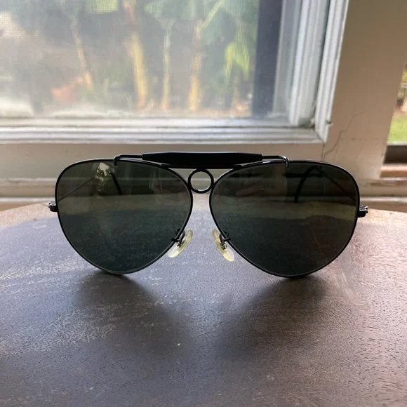 1970's VINTAGE BAUSCH & LOMB RAY BAN USA SHOOTING AVIATOR SUNGLASSES